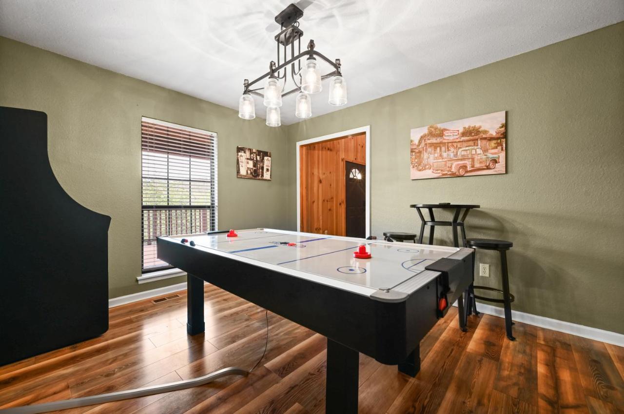 Private Mountain Cabin, Hot Tub Escape In The Smokies, With The View Sevierville Exterior photo