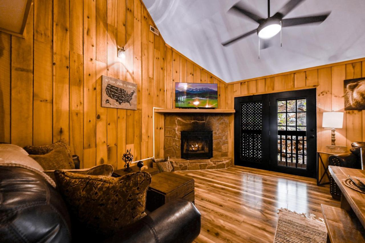Private Mountain Cabin, Hot Tub Escape In The Smokies, With The View Sevierville Exterior photo