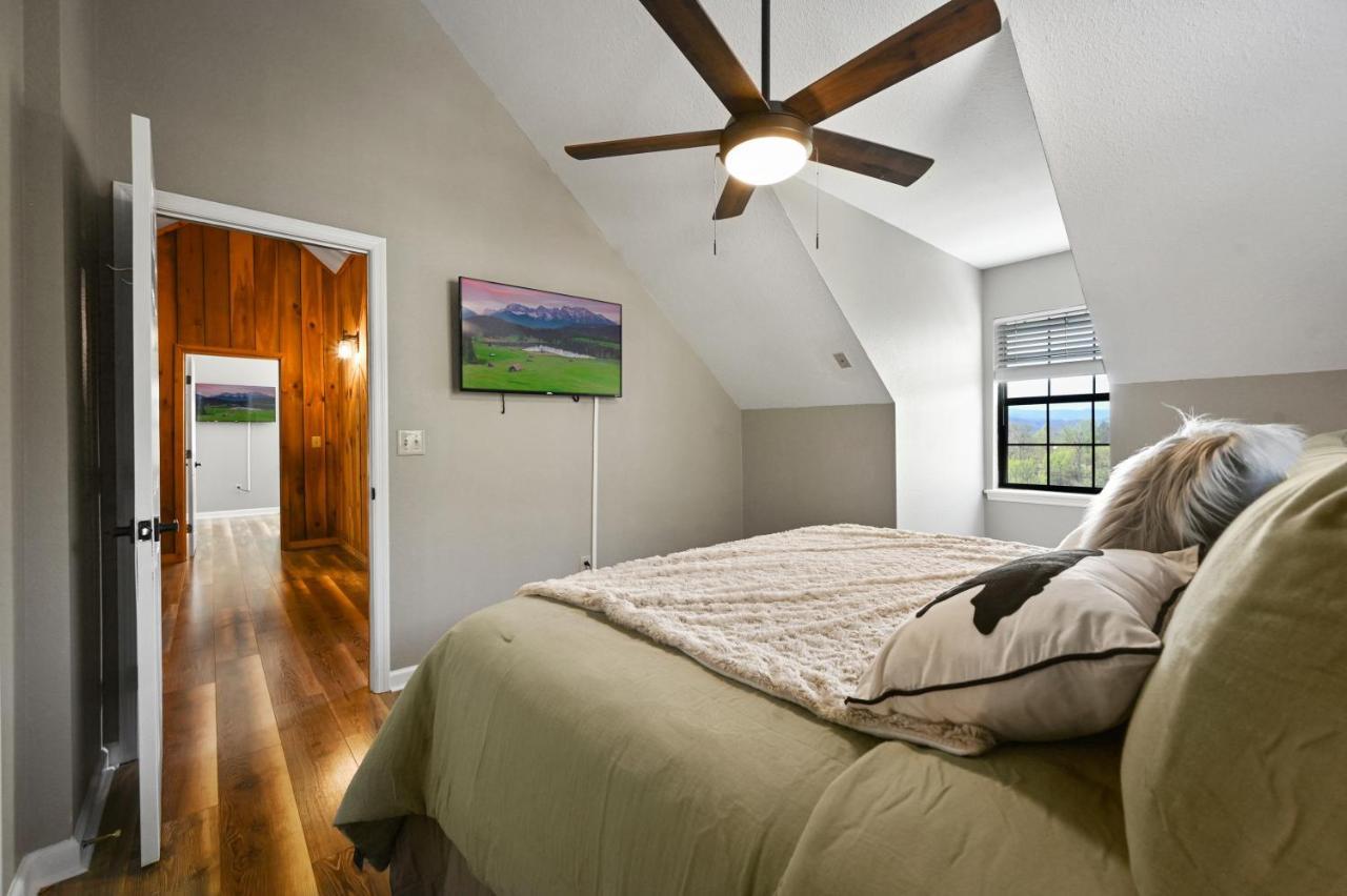 Private Mountain Cabin, Hot Tub Escape In The Smokies, With The View Sevierville Exterior photo