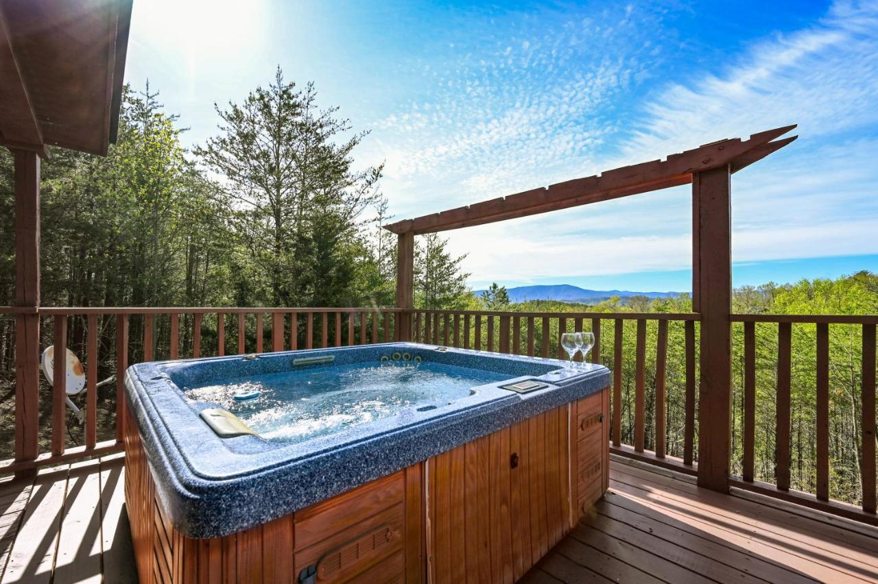 Private Mountain Cabin, Hot Tub Escape In The Smokies, With The View Sevierville Exterior photo