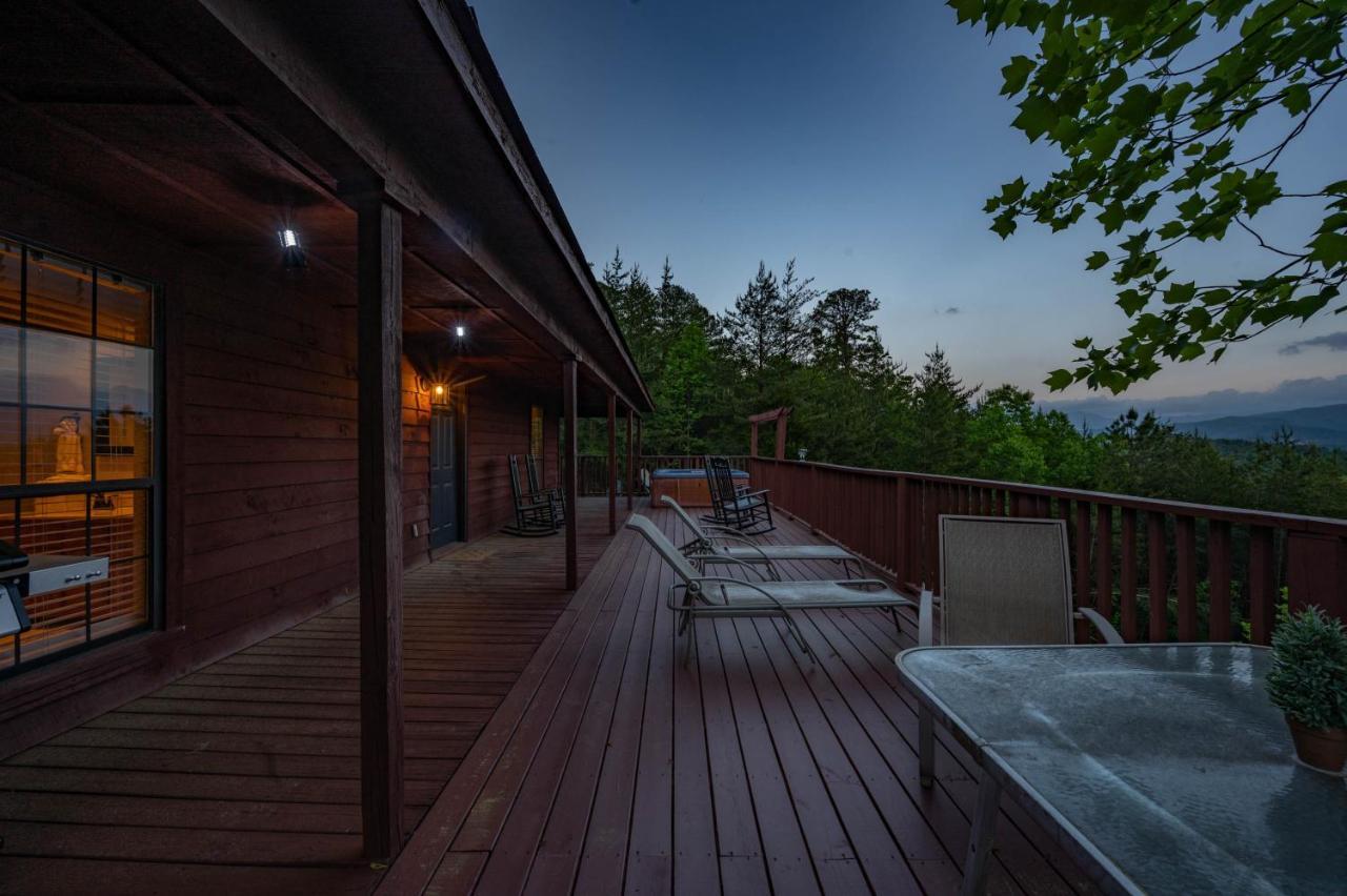 Private Mountain Cabin, Hot Tub Escape In The Smokies, With The View Sevierville Exterior photo
